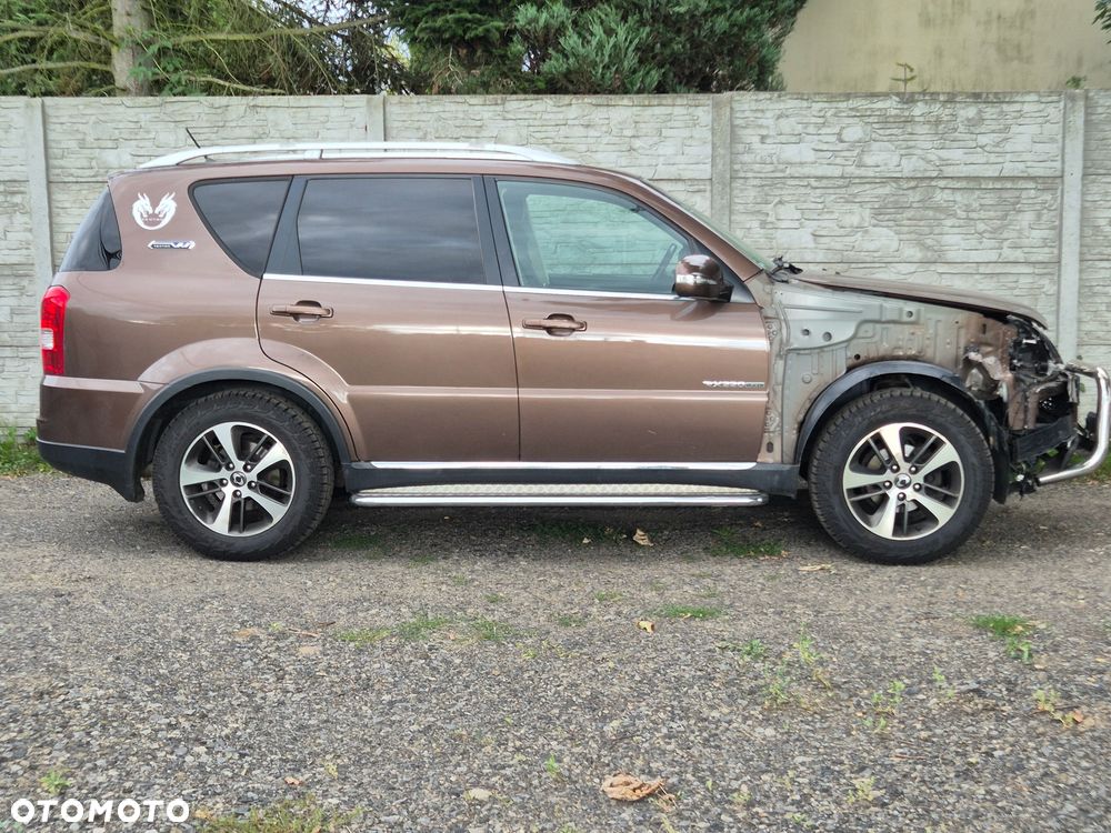 SsangYong/KGM Rexton W 2.2 e-XDi 220 4WD Automatik Executive - 6