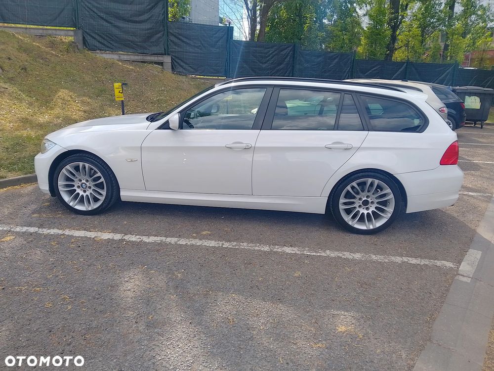BMW Seria 3 318d DPF - 10