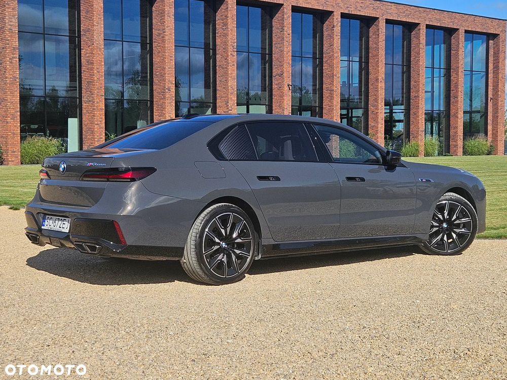BMW Seria 7 - 7