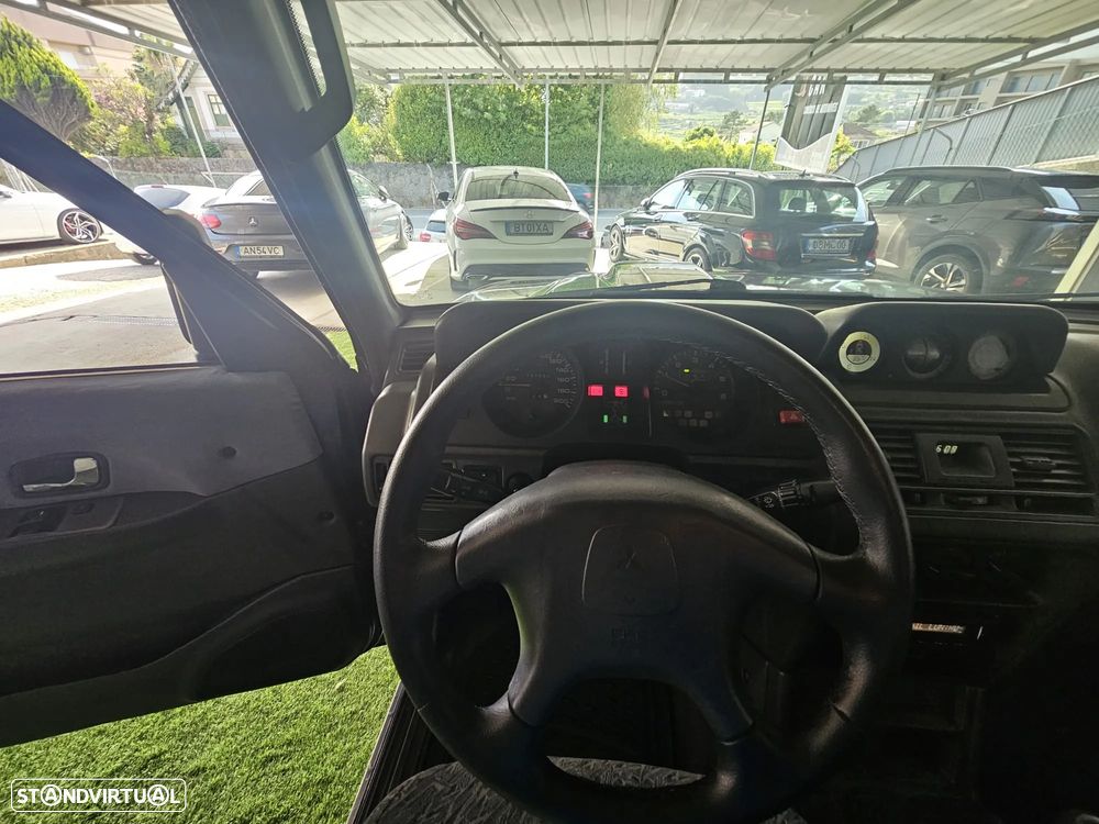 Mitsubishi Pajero 2.8 TD GLS ABS - 17