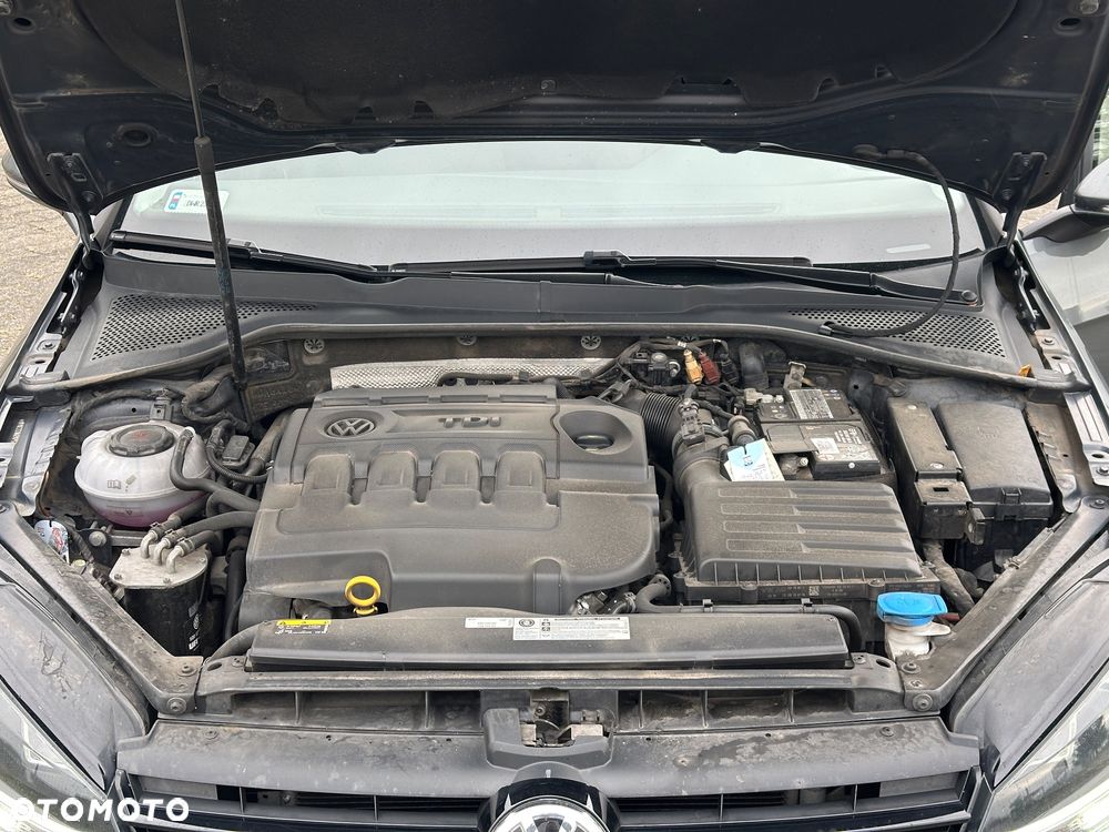 Volkswagen Golf VII 1.6 TDI BMT Comfortline - 12