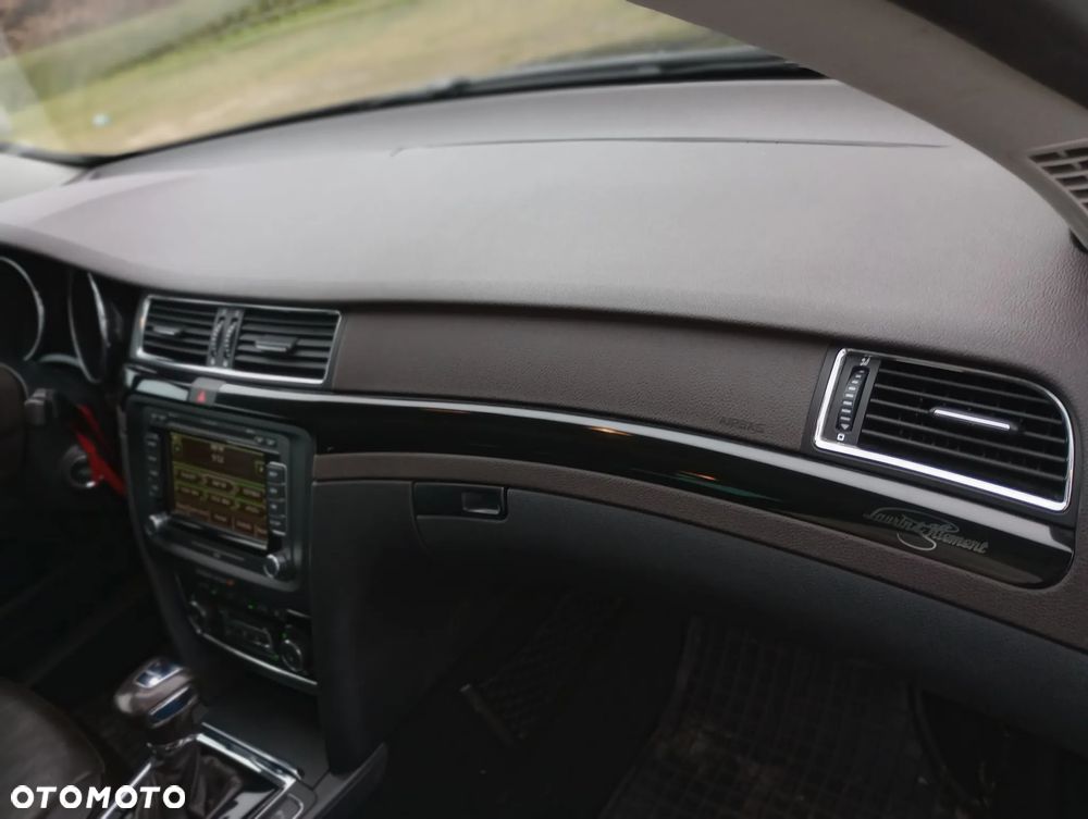 Skoda Superb 2.0 TDI 4x4 DSG L&K - 12