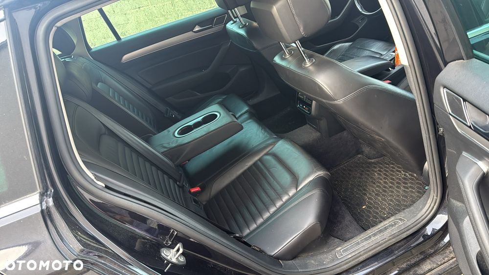 Volkswagen Passat 2.0 TDI SCR (BlueMotion Technology) DSG Highline - 12