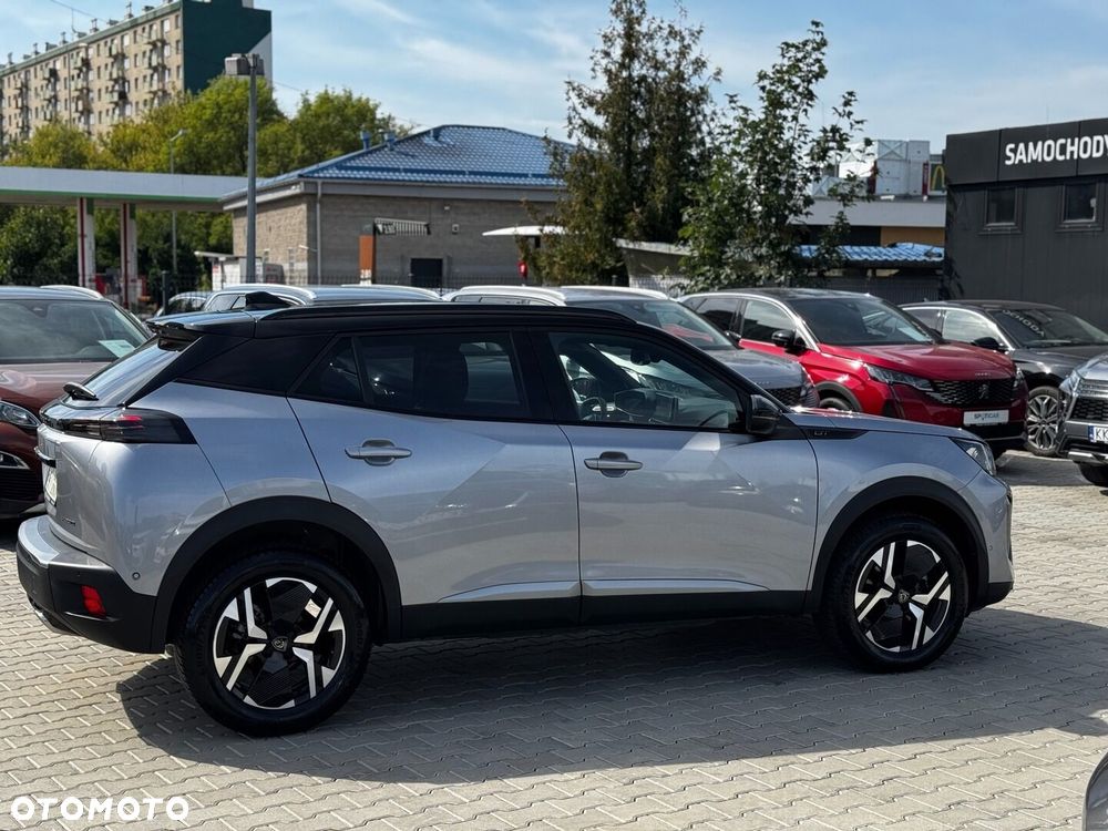 Peugeot 2008 - 9