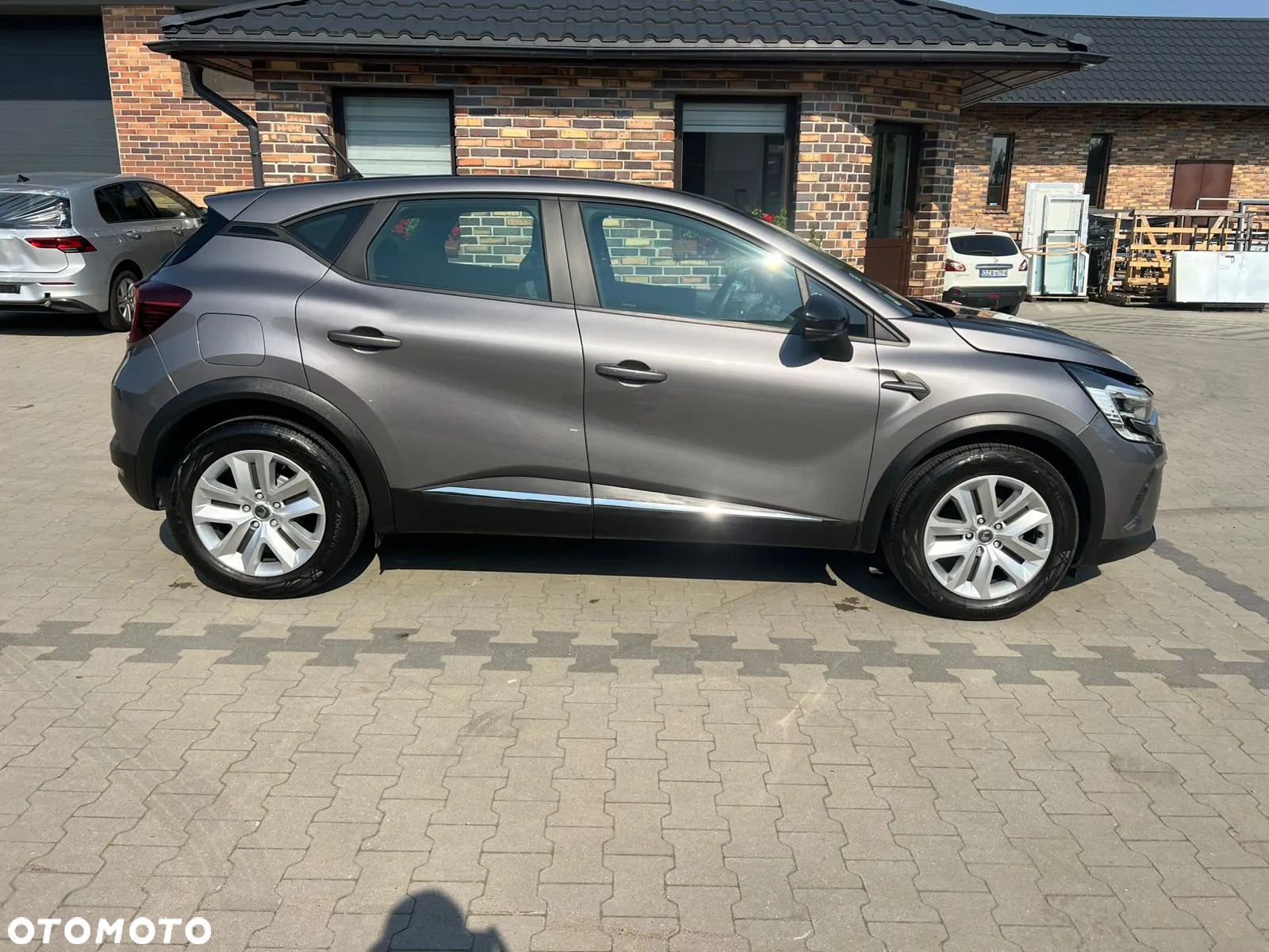 Renault Captur TCe 100 EXPERIENCE - 6