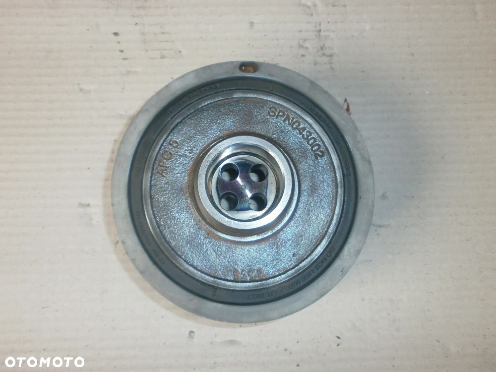 Koło pasowe drgań BMW B47 7619245 - 1