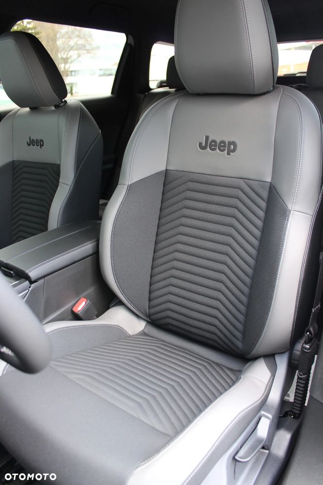 Jeep Compass 1.2 T3 mHEV First Edition FWD DCT - 7