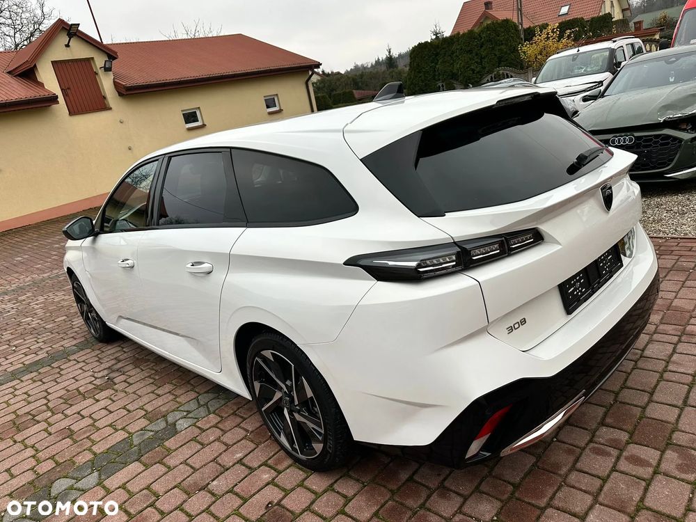 Peugeot 308 BlueHDi 130 EAT8 Allure - 2