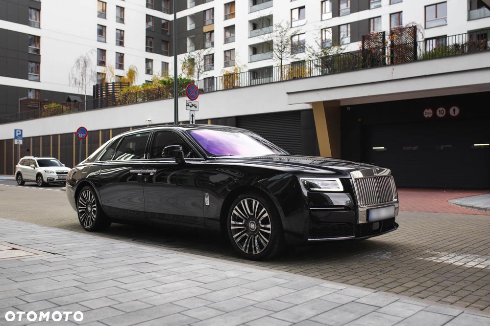 Rolls-Royce Ghost - 8