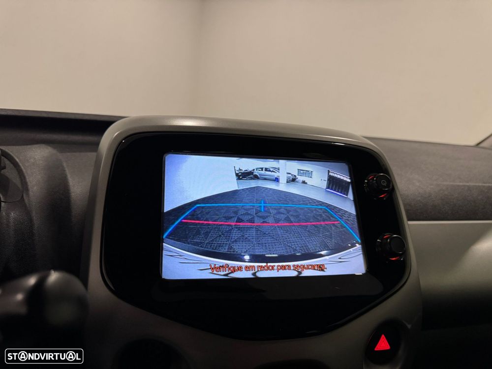Toyota Aygo 1.0 X-Play+AC+X-Touch - 9