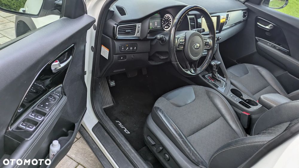 Kia Niro 1.6 GDI Hybrid M - 4