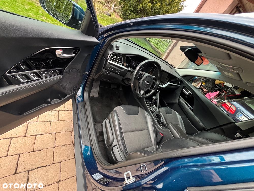 Kia Niro - 12