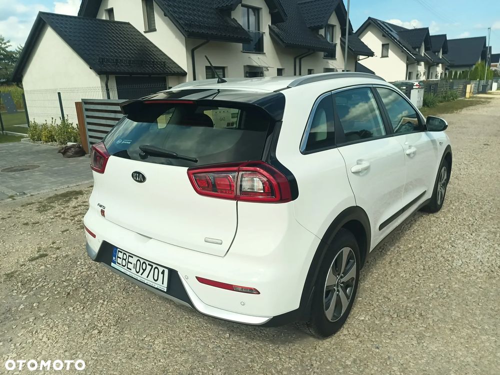 Kia Niro 1.6 GDI Hybrid M - 8
