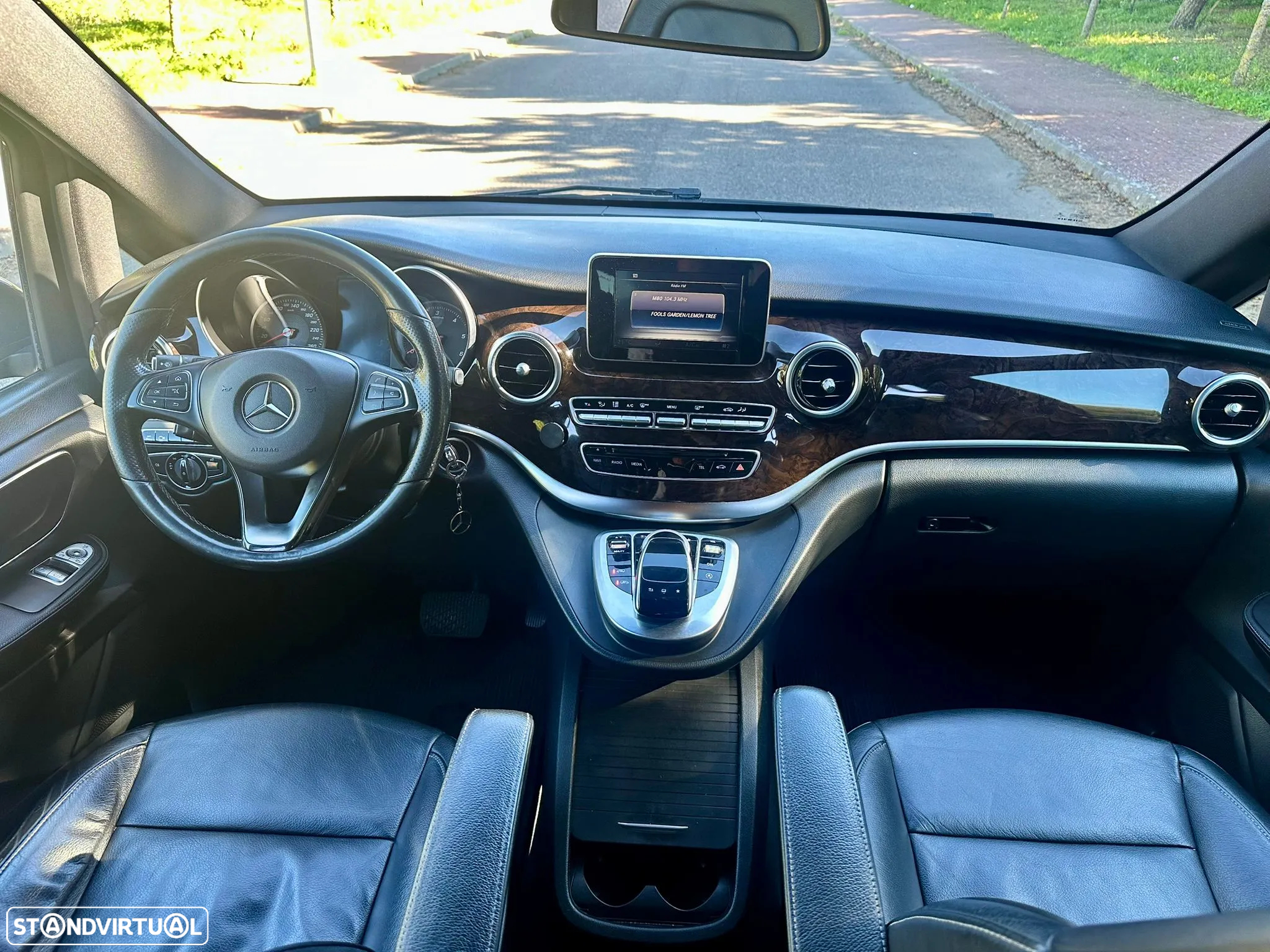 Mercedes-Benz V 250 BlueTEC Longo Avantgarde - 12