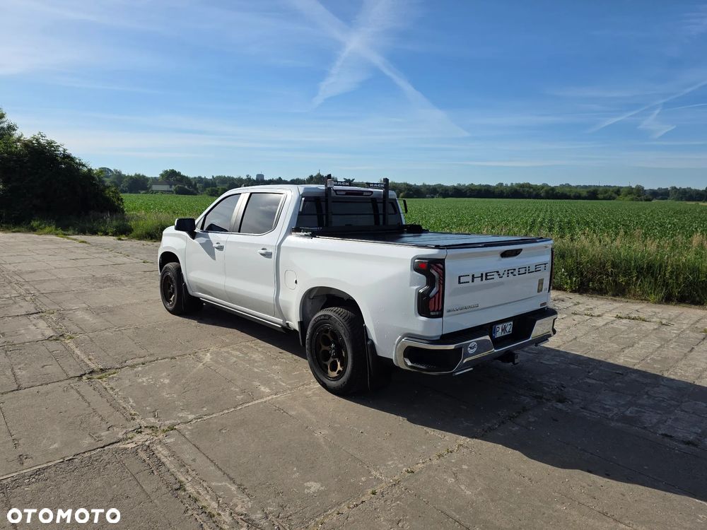 Chevrolet Silverado - 10