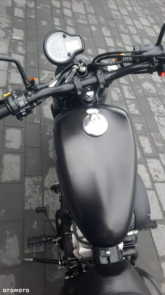 Hyosung GV - 7