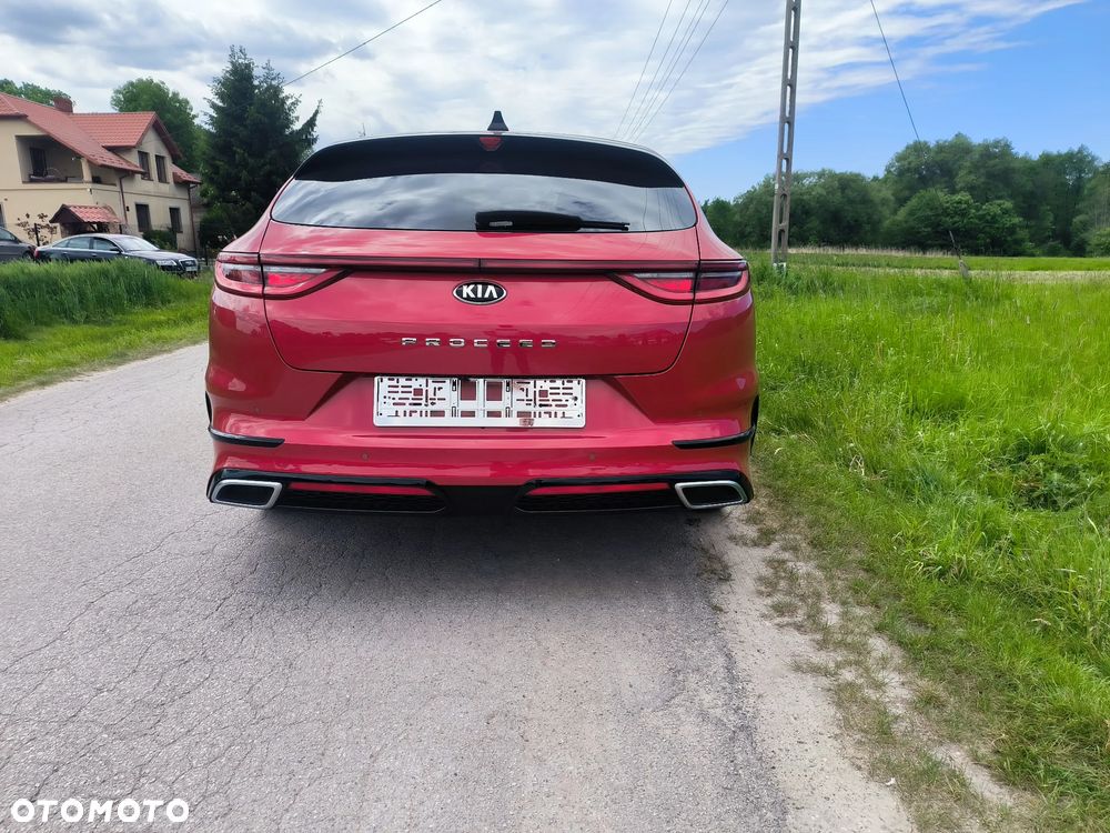 Kia ProCeed - 11