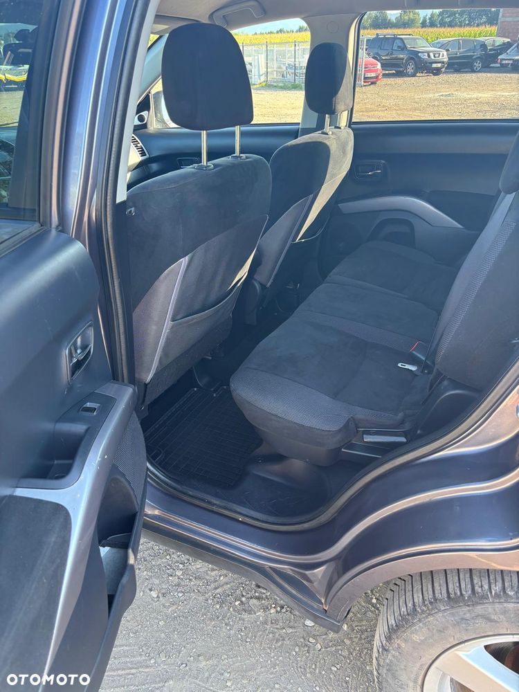 Mitsubishi Outlander 2.2 DI-D 4WD Intense - 7