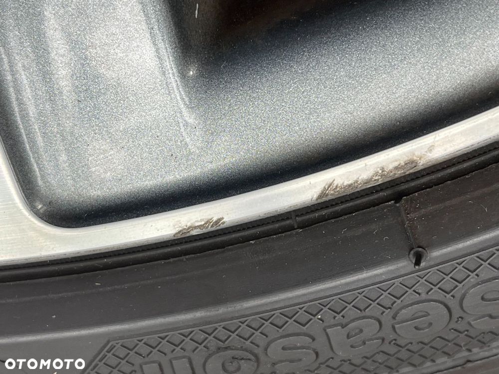 AUDI A1 II FELGA ALUMINIOWA 7.5J 17 ET36 5X112 OPONA KLEBER 8X0601025AT - 5