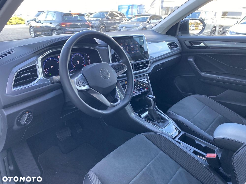 Volkswagen T-Roc - 9