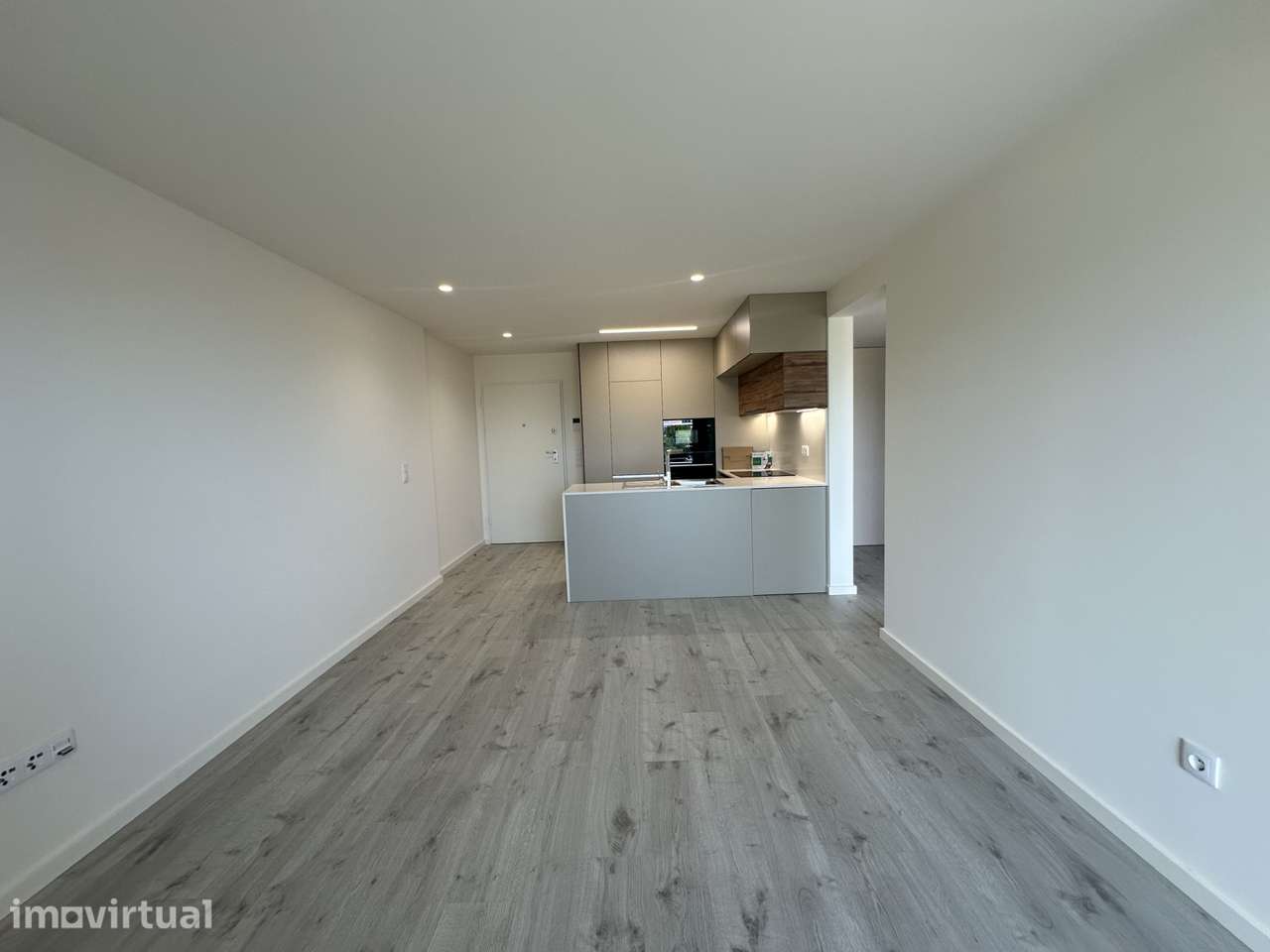 Um T1 novo, no Canidelo Gardens II com garagem, arrumos, vista mar AF - Grande imagem: 2/17