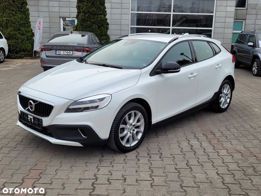 Volvo V40 Cross Country D2 Momentum - 9