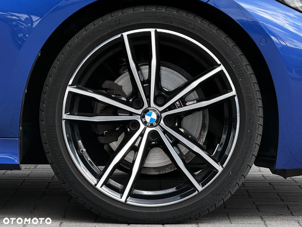 BMW Seria 3 320d xDrive M Sport sport - 10