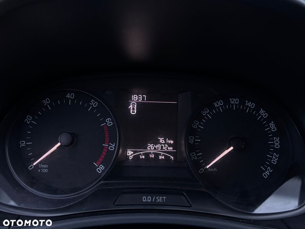 Skoda Fabia 1.0 Ambition - 24