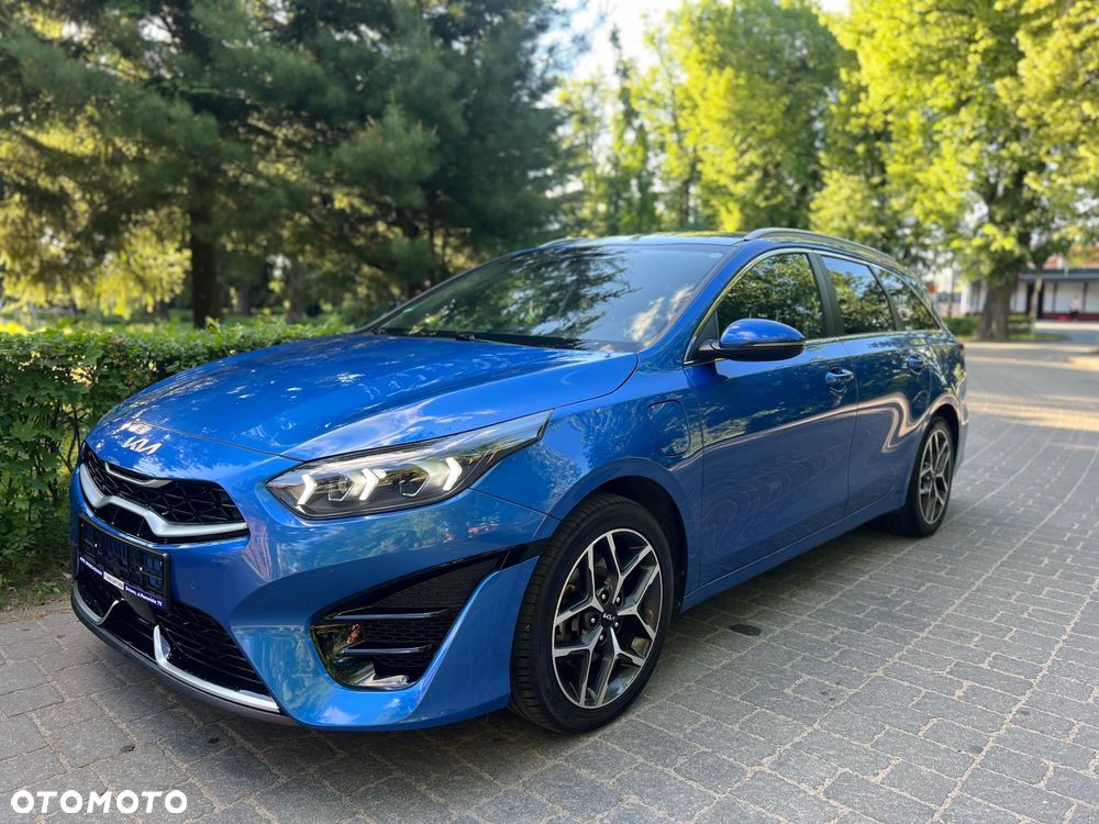 Kia Ceed 1.6 GDI DCT OPF Platinum Edition - 4
