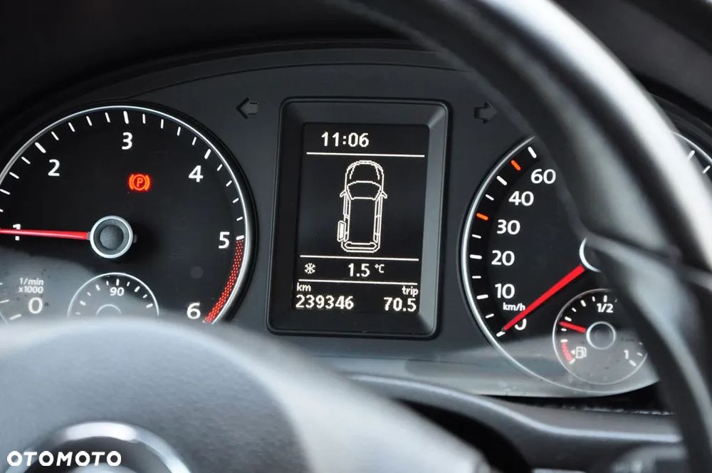 Volkswagen Caddy 1.6 (7-Si.) Edition 30 - 37