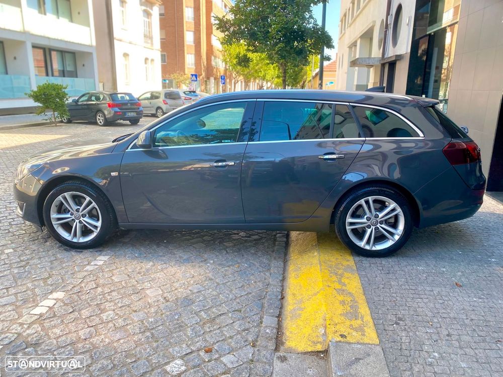 Opel Insignia Sports Tourer - 8