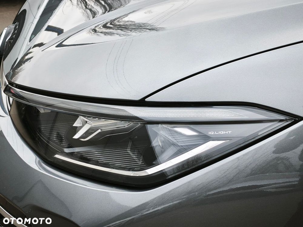 Volkswagen Passat - 37