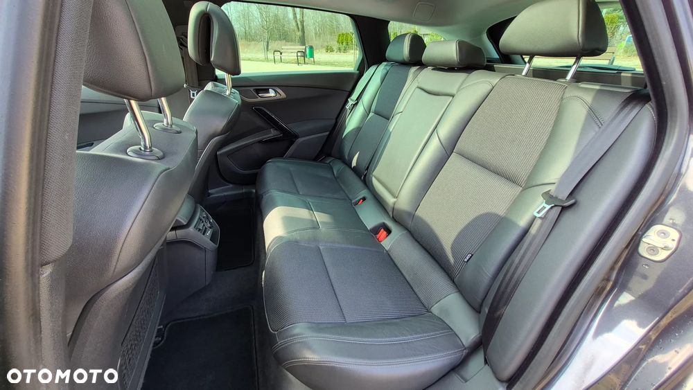 Peugeot 508 1.6 T Allure - 10