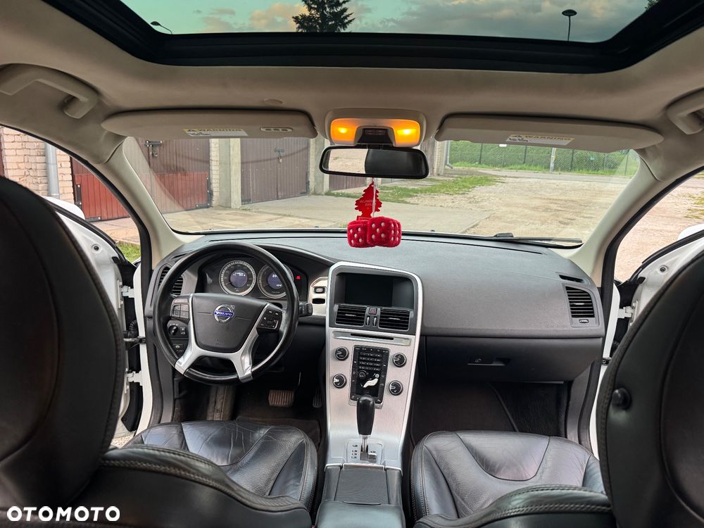Volvo XC 60 T6 AWD Momentum - 10