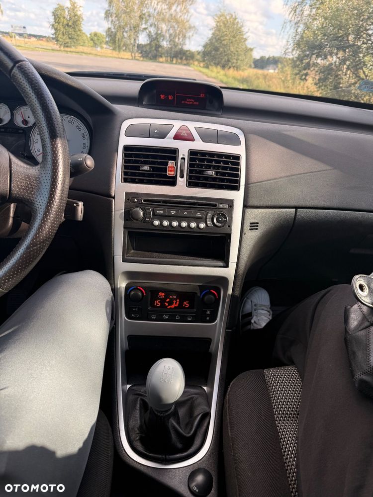 Peugeot 307 1.6 - 16