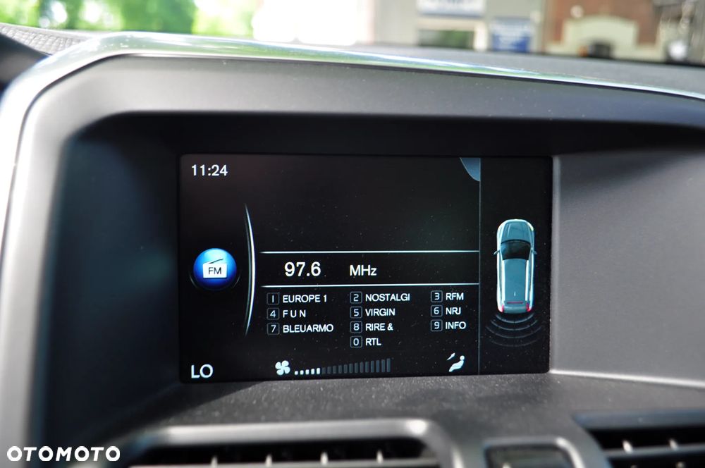 Volvo XC 60 D4 Drive-E Kinetic - 16