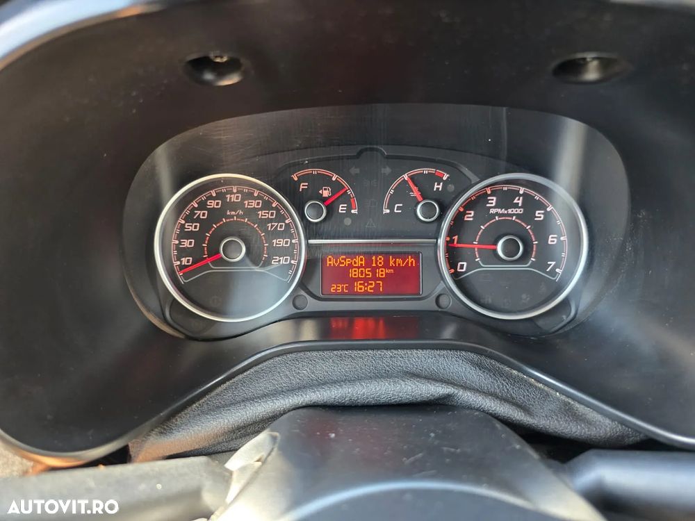 Fiat DOBLO - 6
