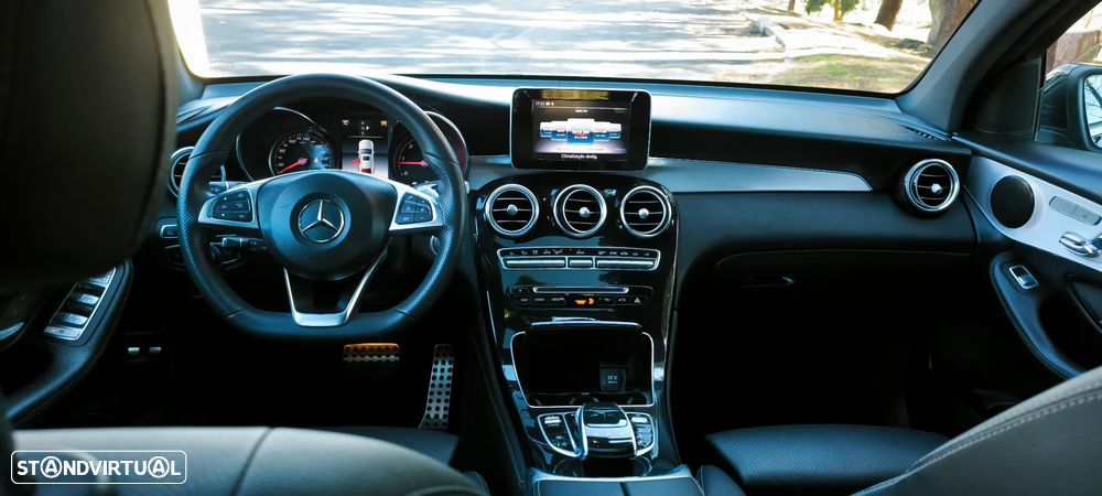 Mercedes-Benz GLC 250 d Coupe 4Matic 9G-TRONIC AMG Line - 20