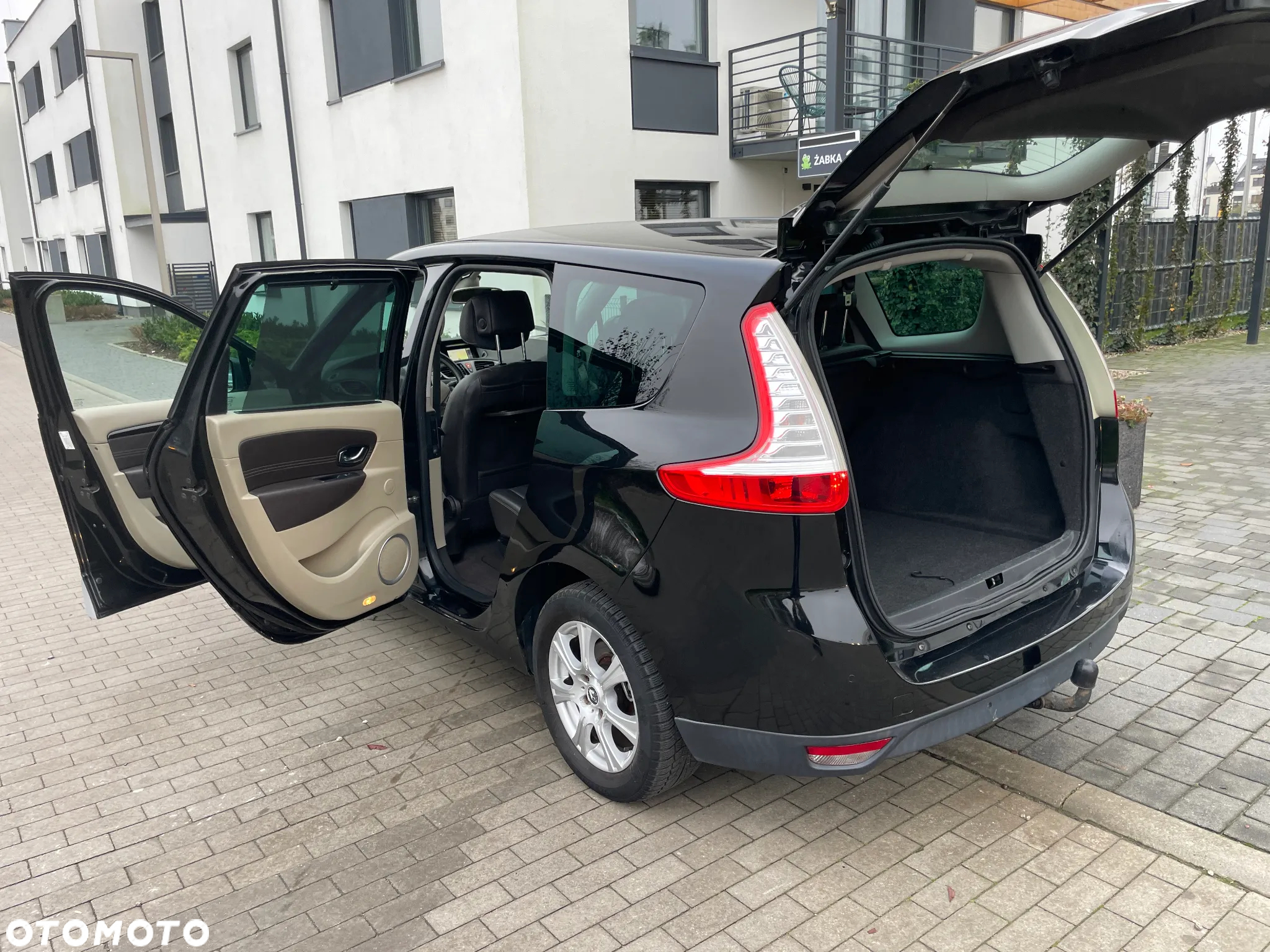 Renault Grand Scenic Gr 1.9 dCi Bose Edition - 9