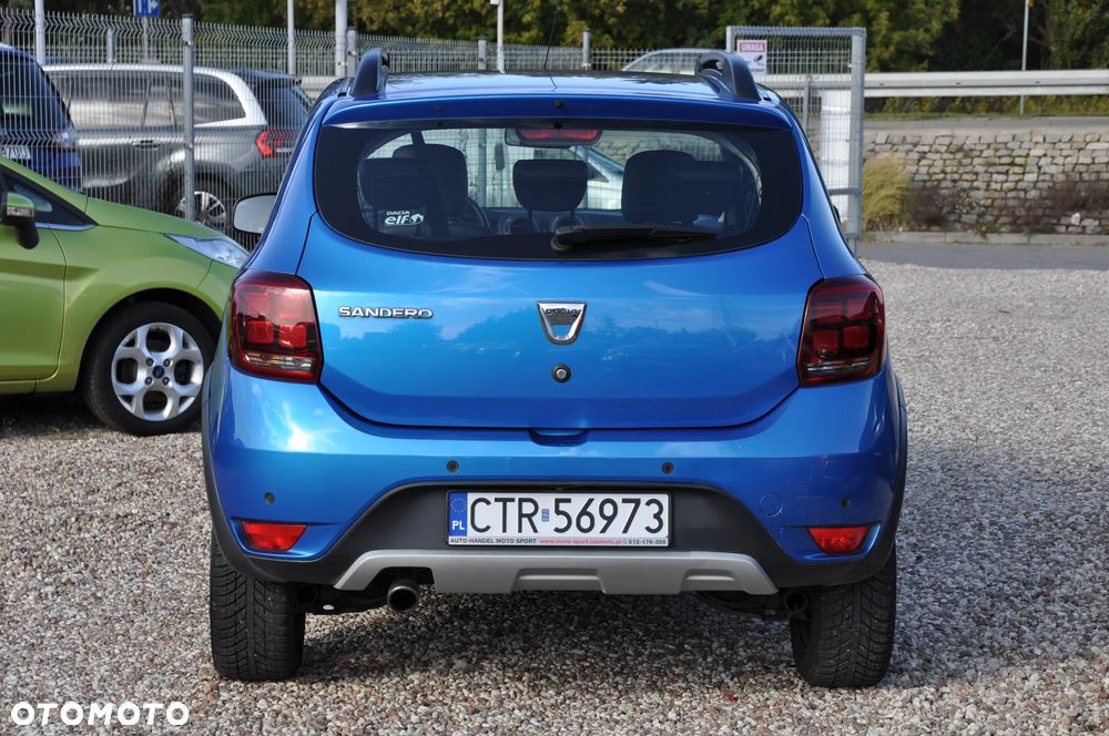 Dacia Sandero TCe 90 S&S Celebration - 4