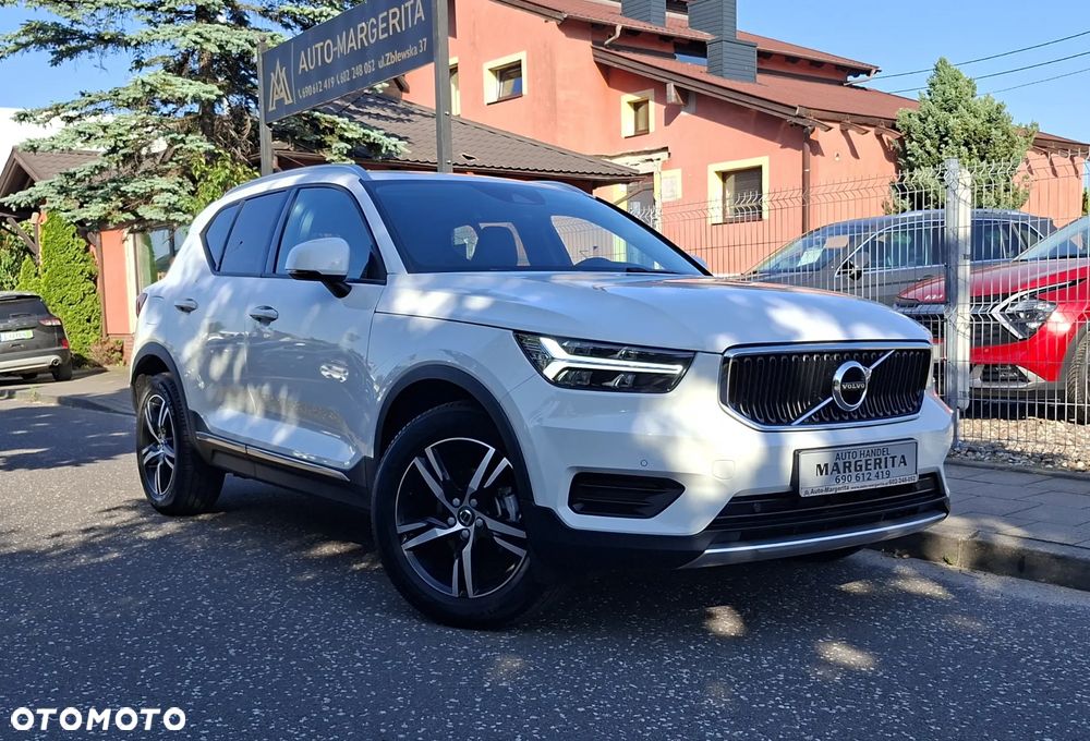 Volvo XC 40 D3 SCR Momentum Core - 2