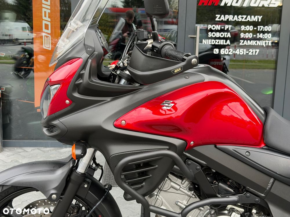 Suzuki V-STROM - 30