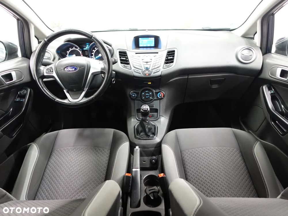 Ford Fiesta 1.0 Celebration - 30
