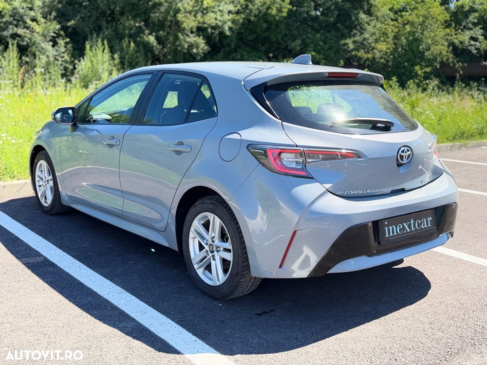 Toyota Corolla 1.8 Business Edition - 4