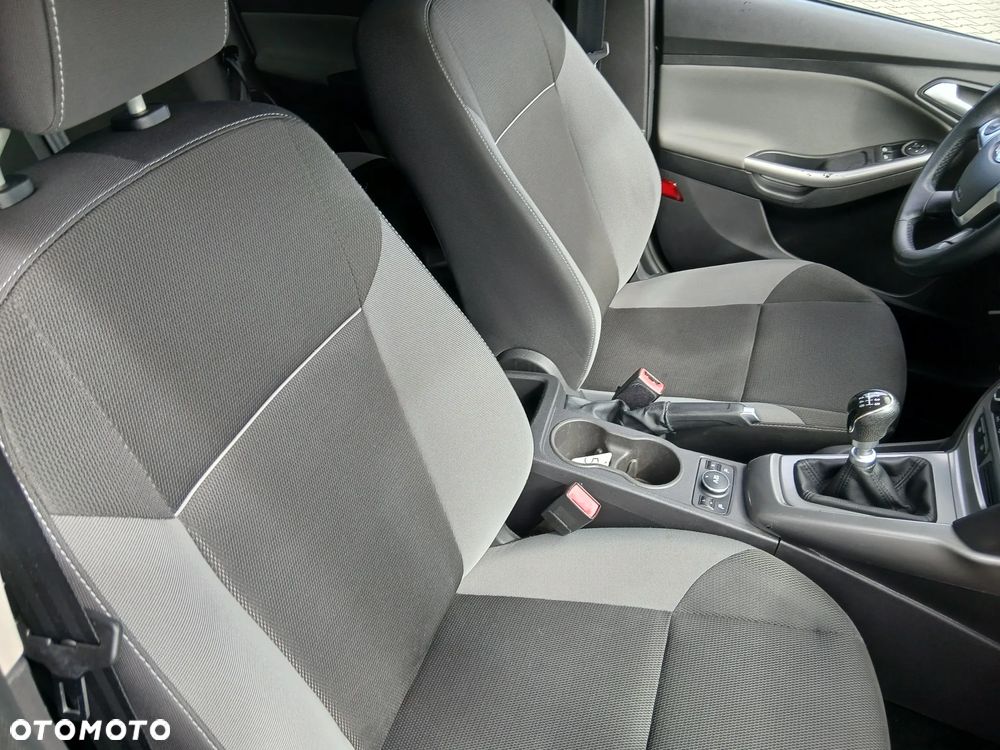 Ford Focus 1.6 TDCi Ambiente - 11