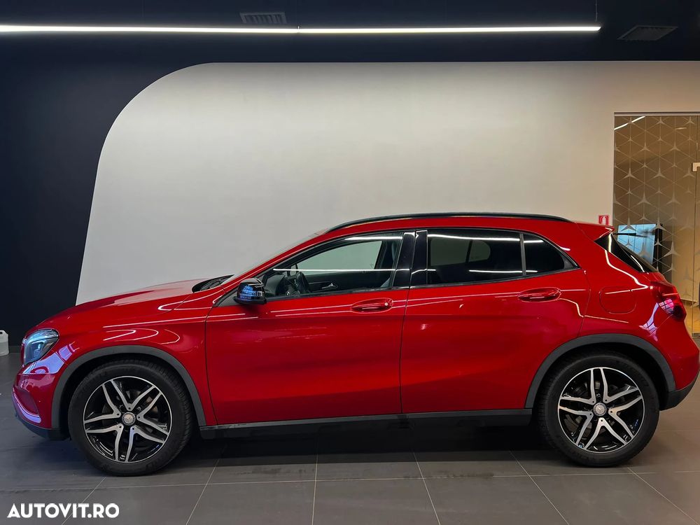 Mercedes-Benz GLA 220 d 4MATIC Aut. - 2