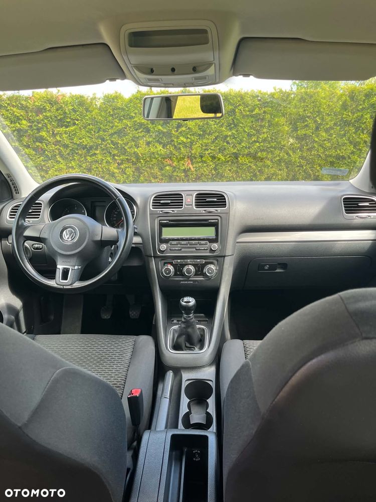 Volkswagen Golf 1.6 TDI Highline - 11