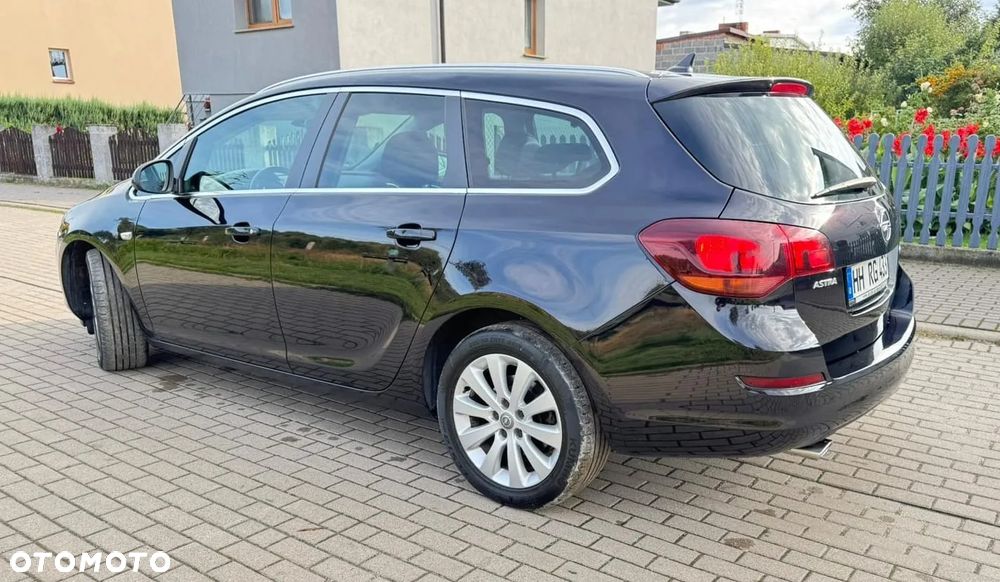 Opel Astra IV 2.0 CDTI Cosmo - 7