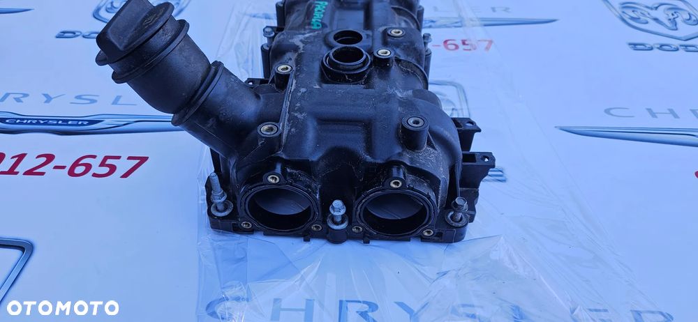 Chrysler Pacifica 2016- 3.6 V6 Pokrywa zaworów głowicy lewa 04893801AE - 5