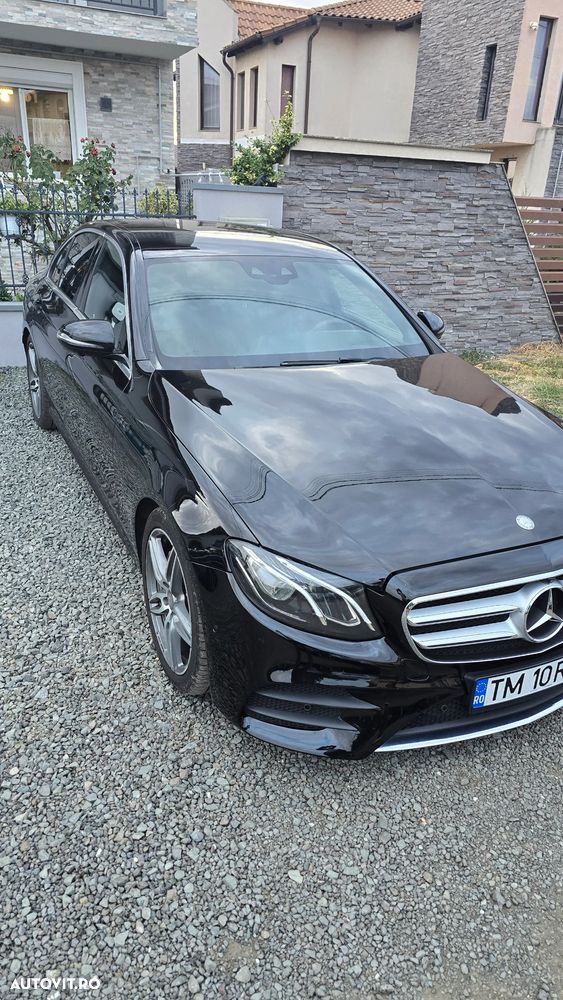 Mercedes-Benz E 220 d 4MATIC Aut. - 2